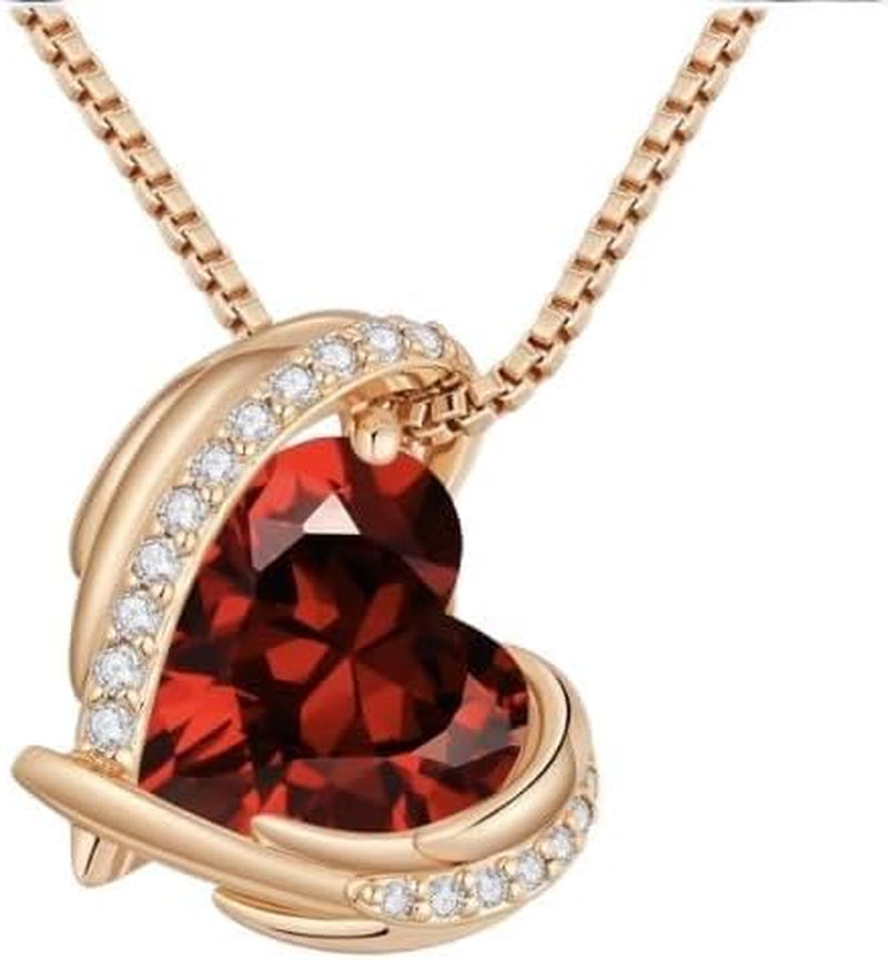 Collar corazón oro rosa con piedra roja